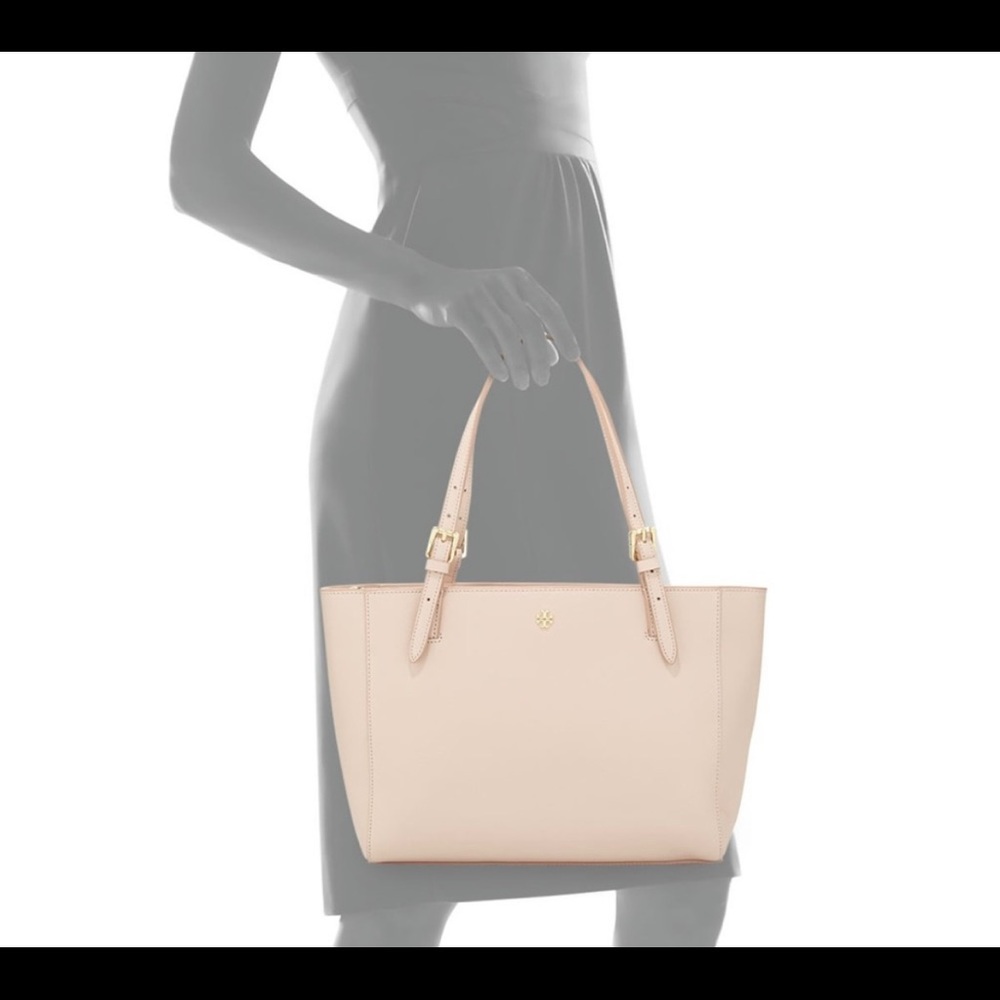 NWT Tory Burch Saffino Tote - Light Oak
